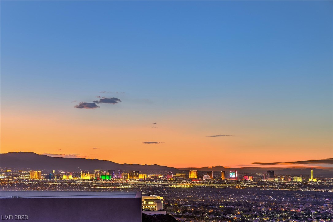 717 Dragon Peak Drive