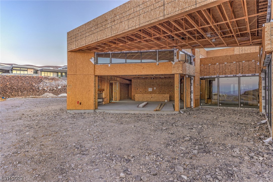 717 Dragon Peak Drive