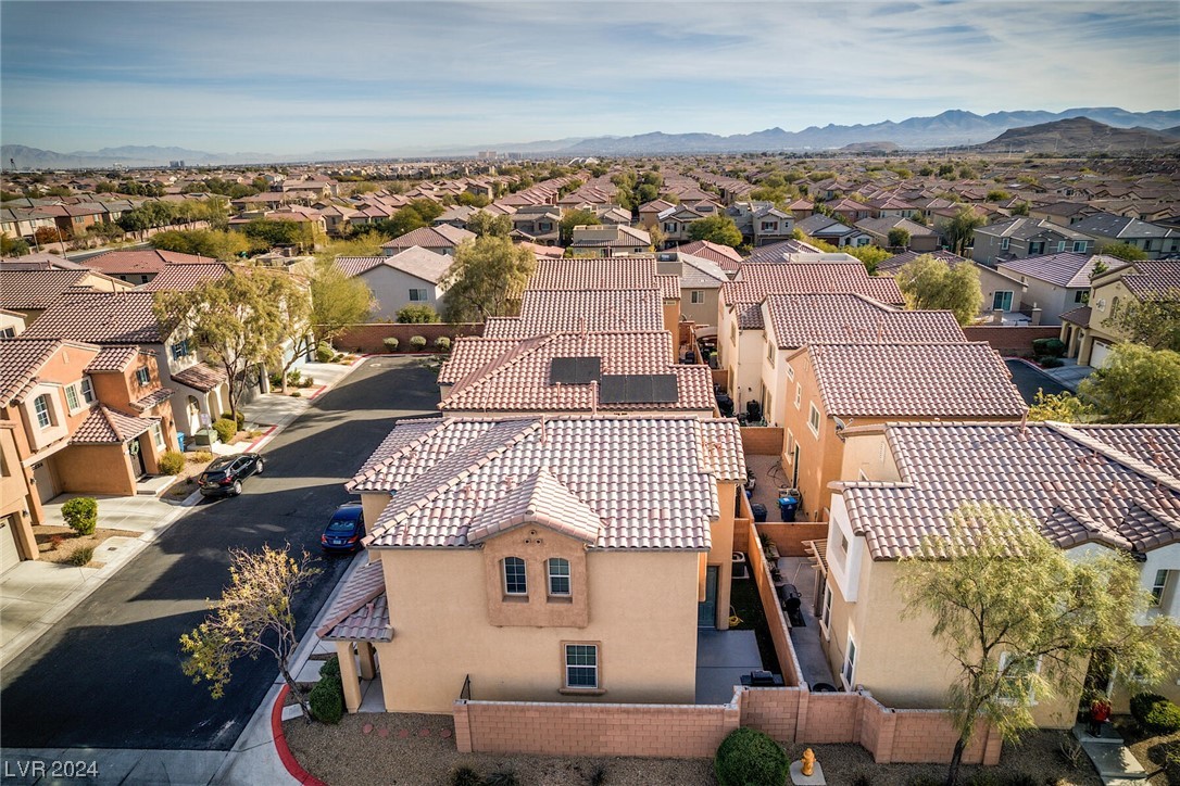 7717 Pista Way