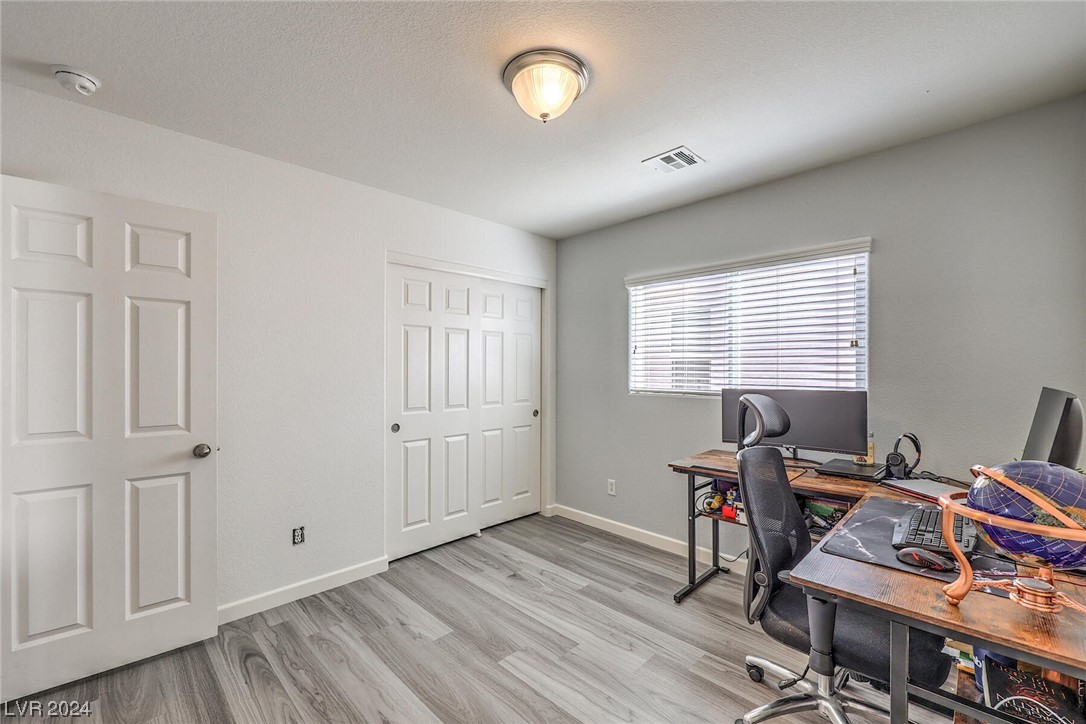 7717 Pista Way