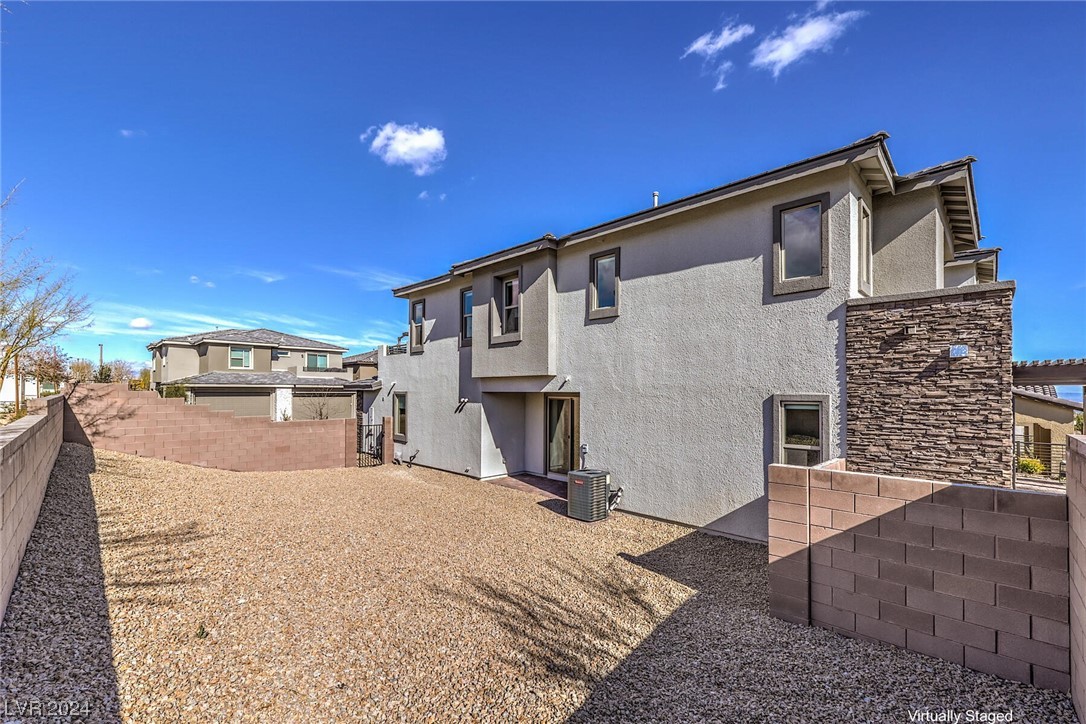 11759 Emerald Lake Avenue