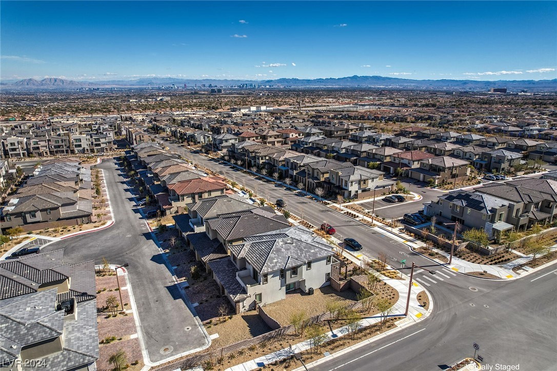 11759 Emerald Lake Avenue