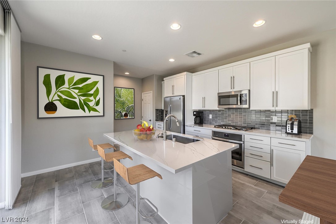 11759 Emerald Lake Avenue