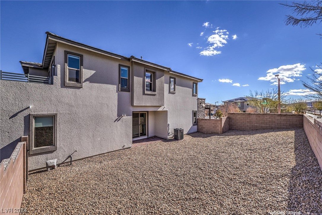 11759 Emerald Lake Avenue