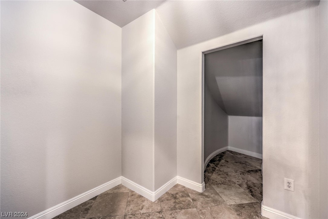 4135 Villa Rafael Drive