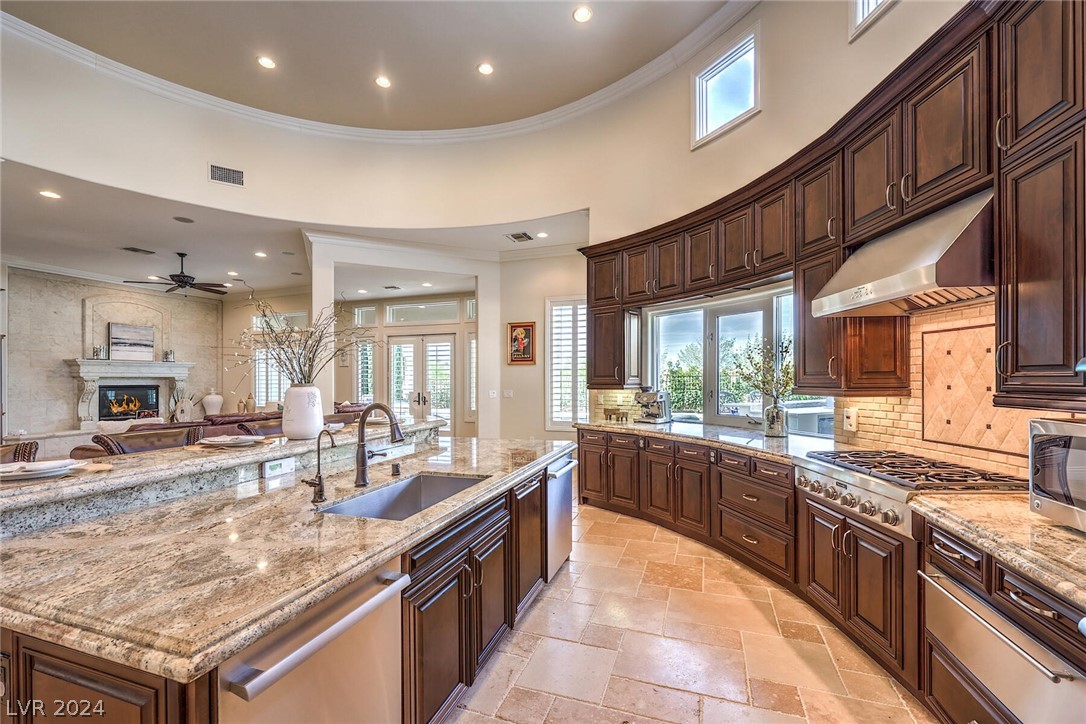 1361 Opal Valley Street