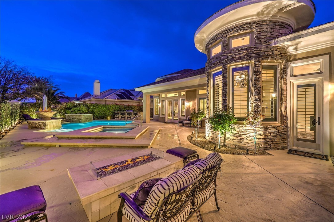 1361 Opal Valley Street