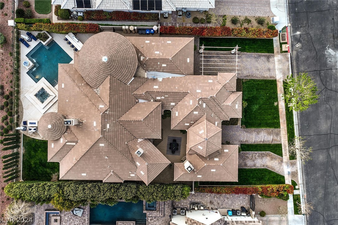 1361 Opal Valley Street