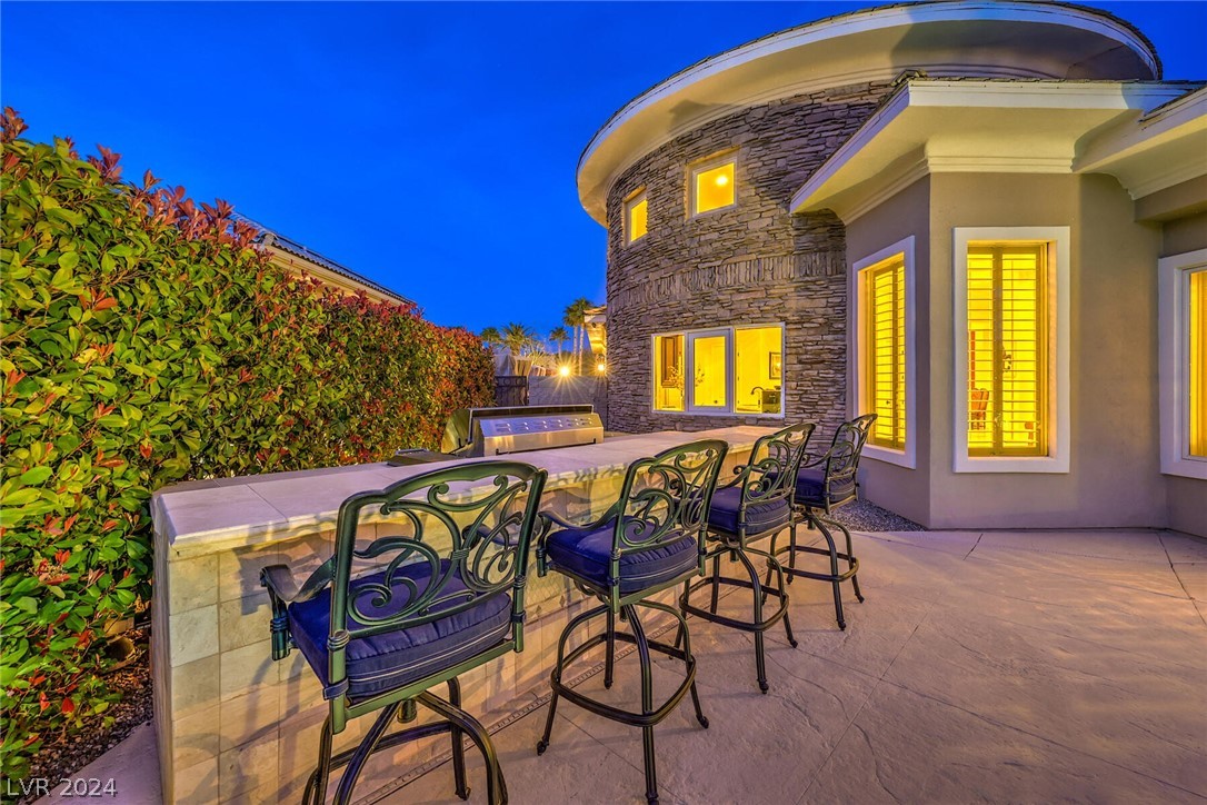 1361 Opal Valley Street