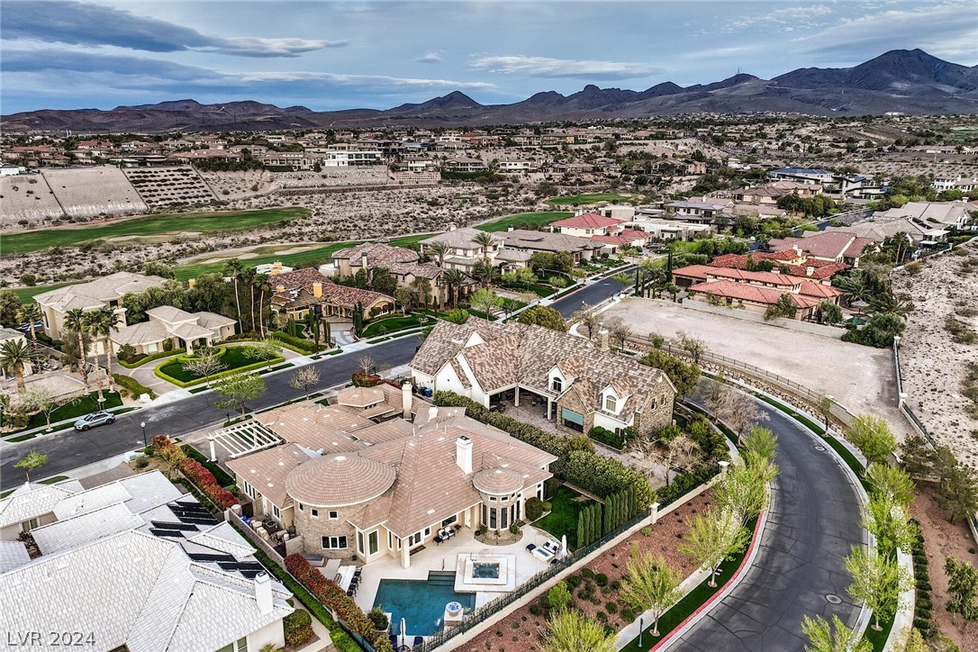 1361 Opal Valley Street