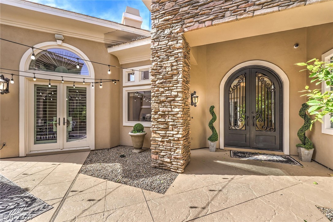 1361 Opal Valley Street