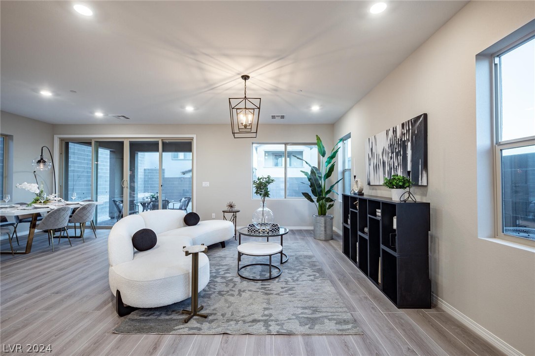 11832 Dragontail Peak Avenue