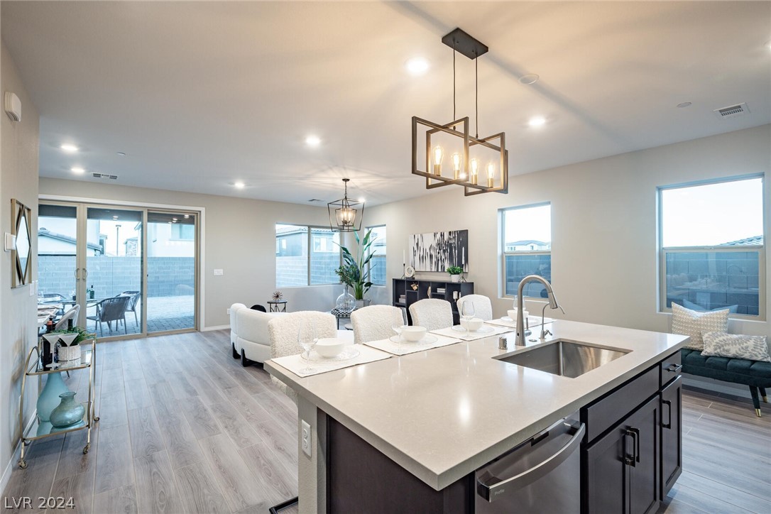 11832 Dragontail Peak Avenue