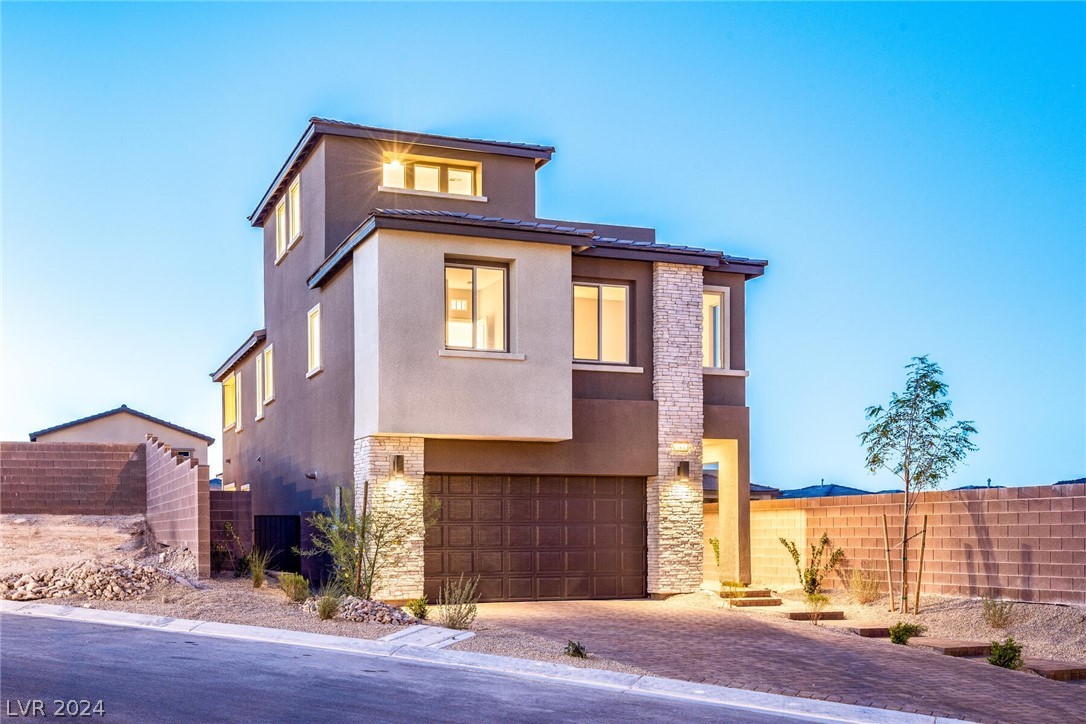 11832 Dragontail Peak Avenue