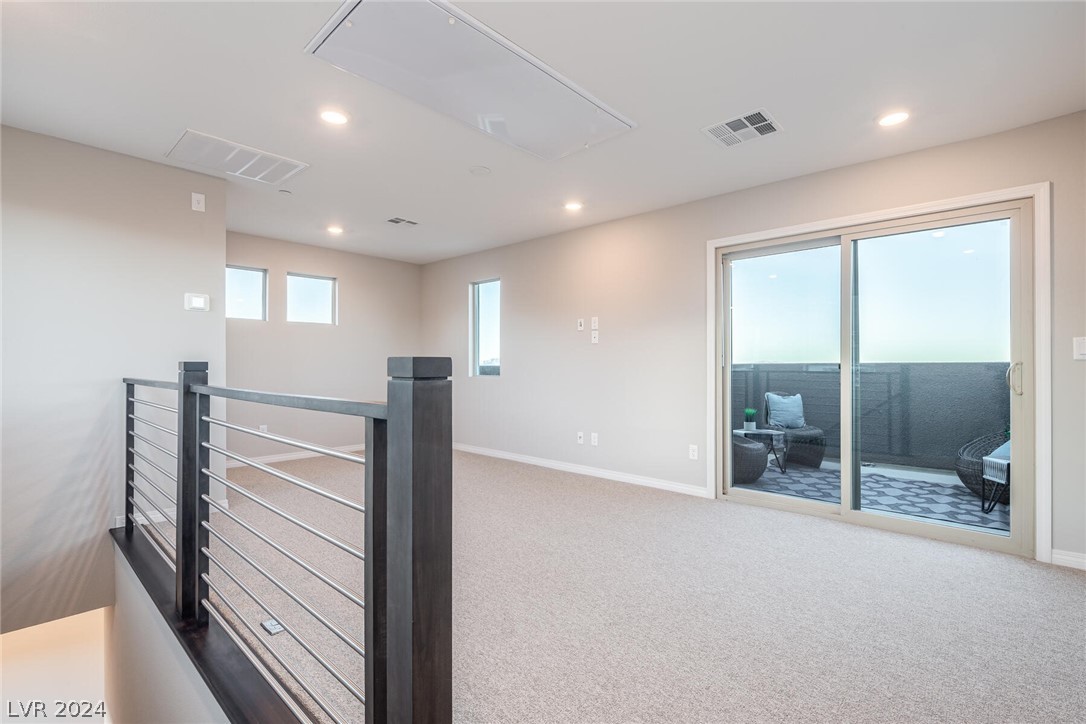 11832 Dragontail Peak Avenue