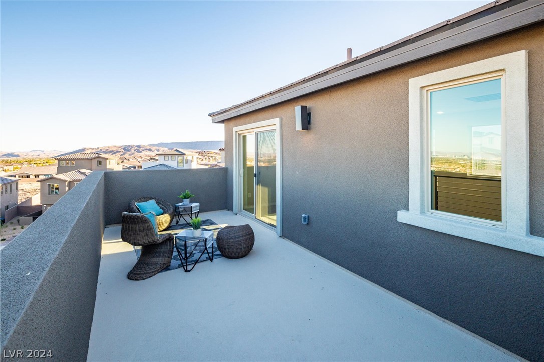 11832 Dragontail Peak Avenue