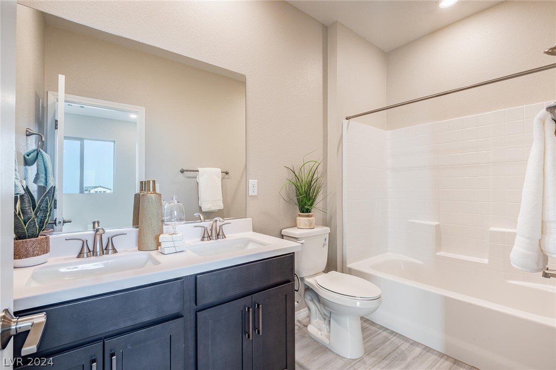 11832 Dragontail Peak Avenue