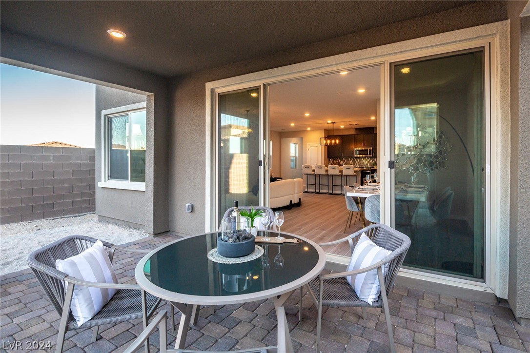 11832 Dragontail Peak Avenue