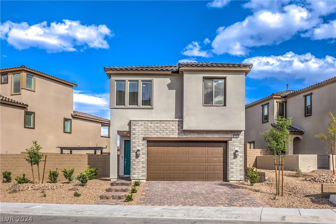 11691 Desert Hollow Avenue