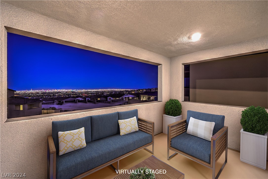 11691 Desert Hollow Avenue