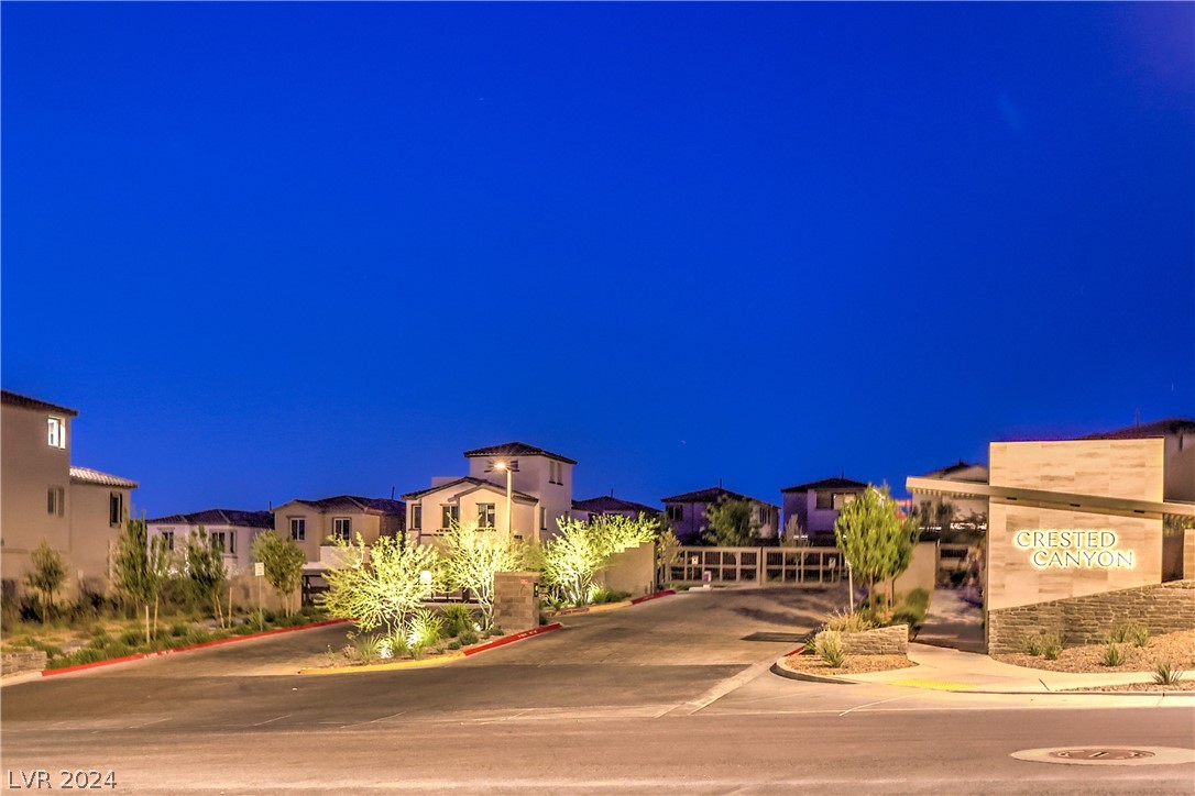 11691 Desert Hollow Avenue