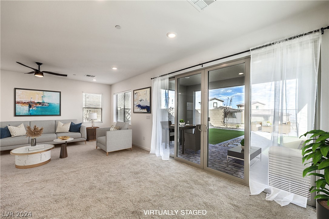 11691 Desert Hollow Avenue