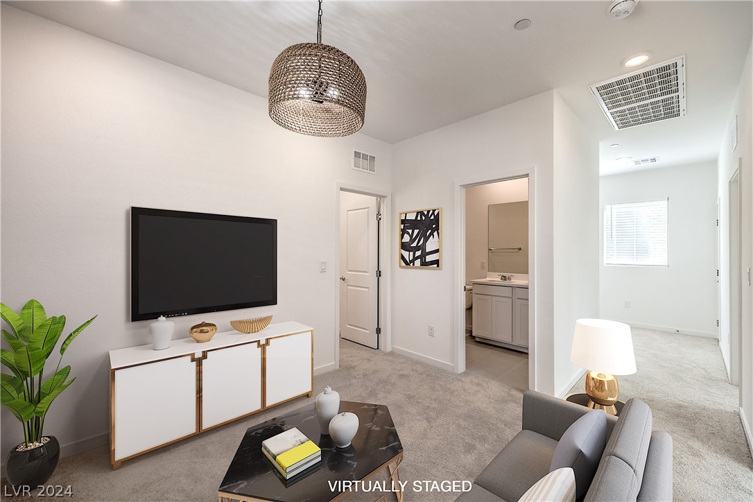 11691 Desert Hollow Avenue