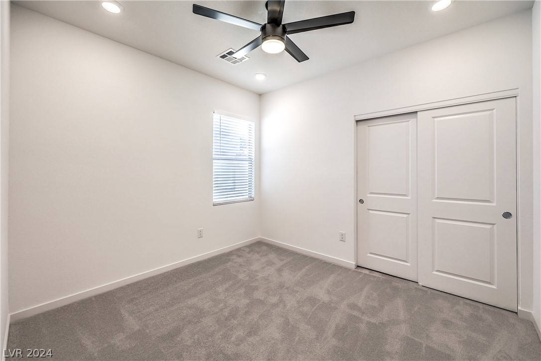 11691 Desert Hollow Avenue