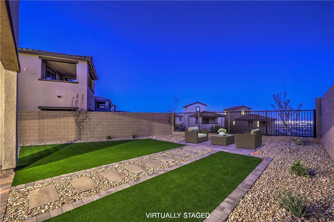 11691 Desert Hollow Avenue