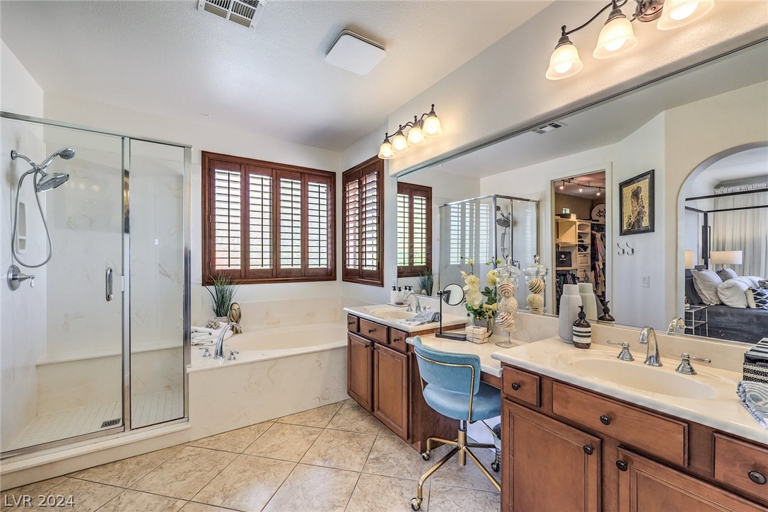 537 Cala Morlanda Street