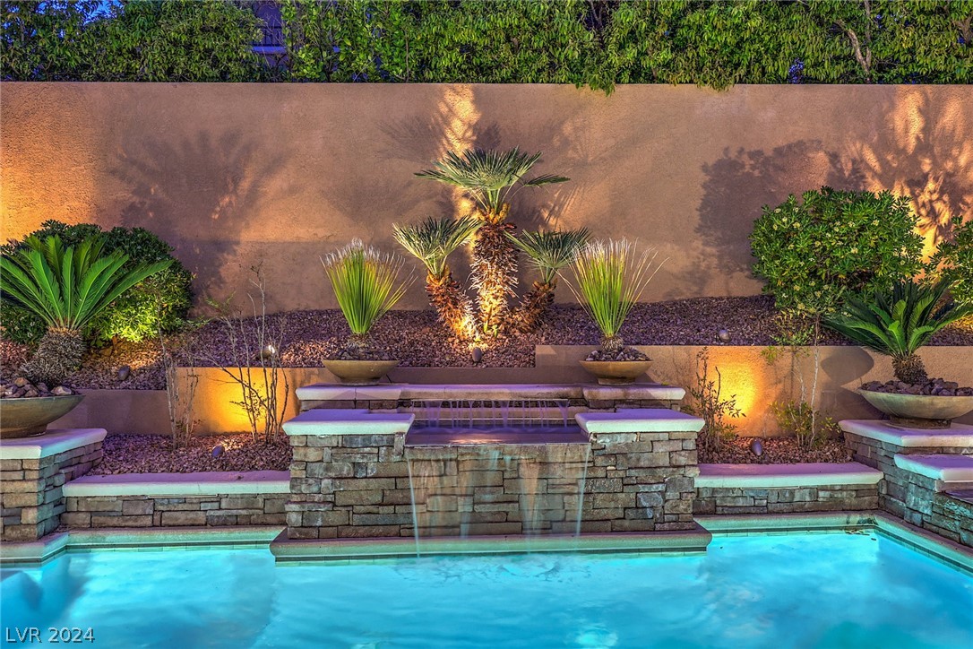 537 Cala Morlanda Street