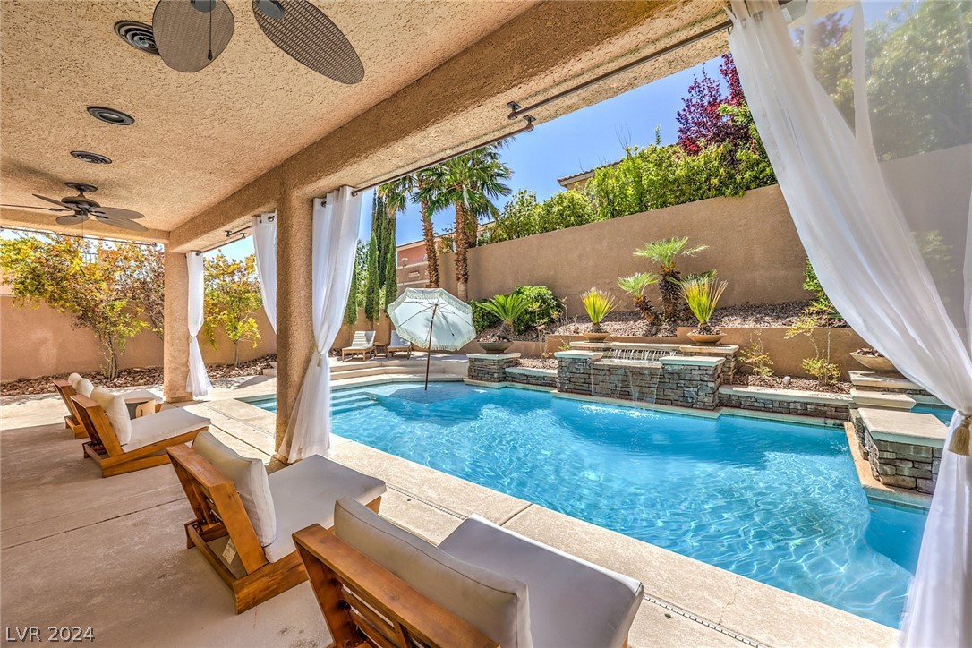 537 Cala Morlanda Street