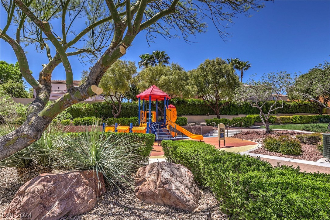 537 Cala Morlanda Street