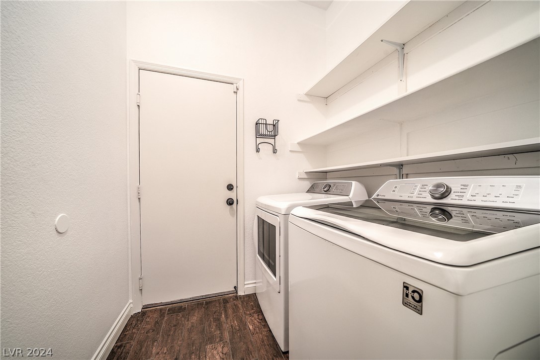 1213 Corona Valley Street