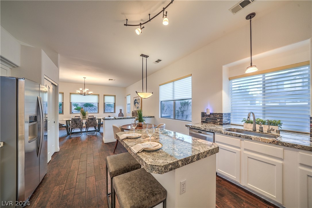 1213 Corona Valley Street