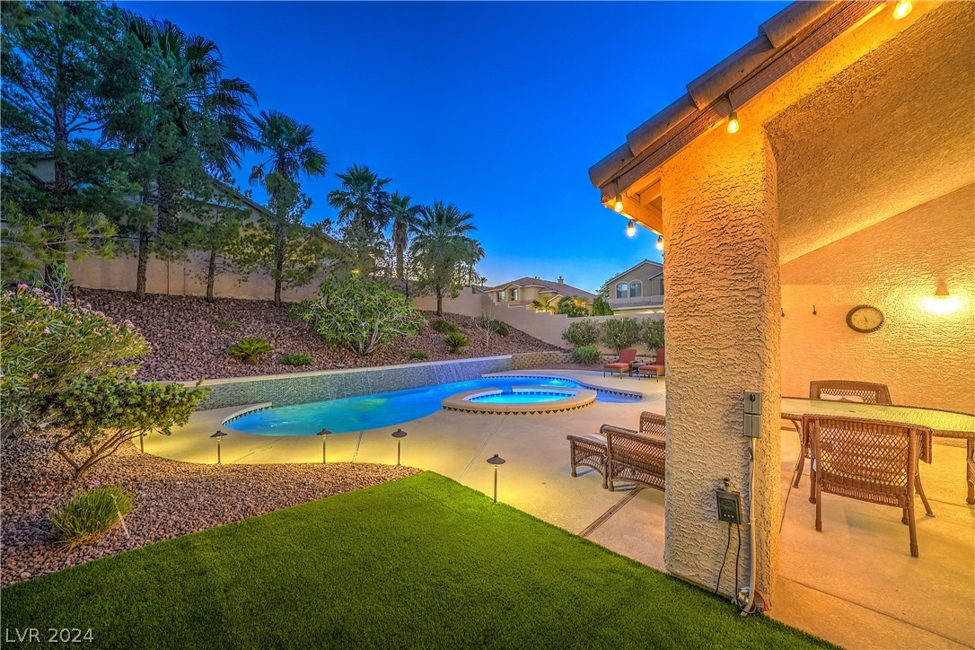 1213 Corona Valley Street