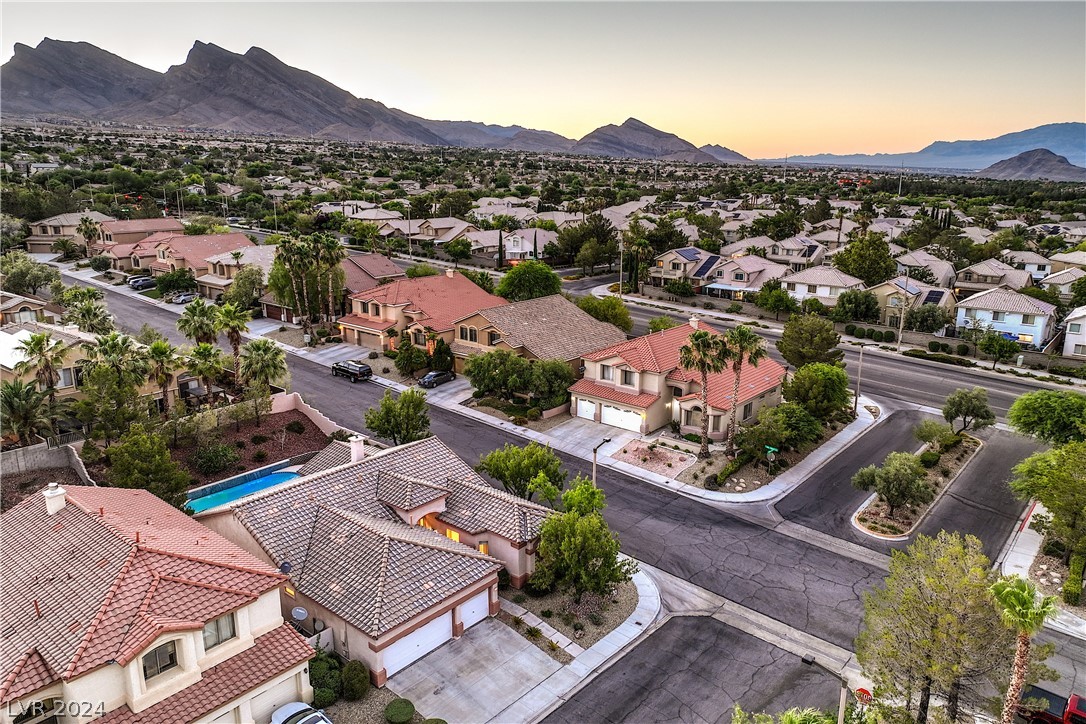 1213 Corona Valley Street