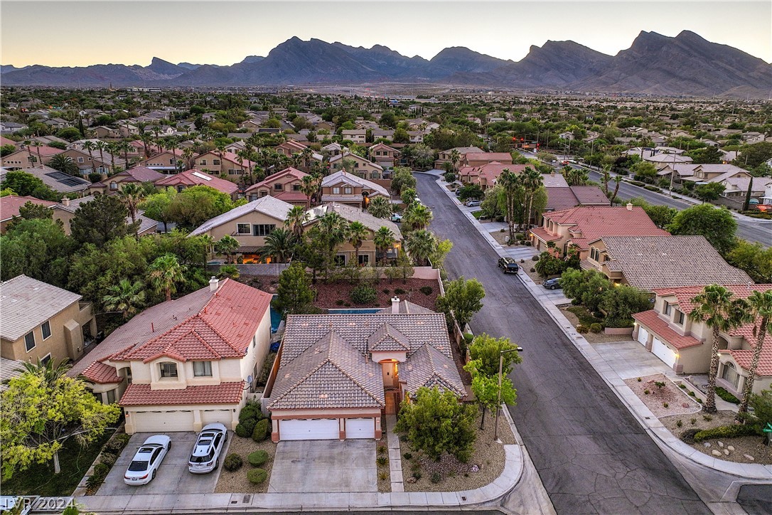 1213 Corona Valley Street