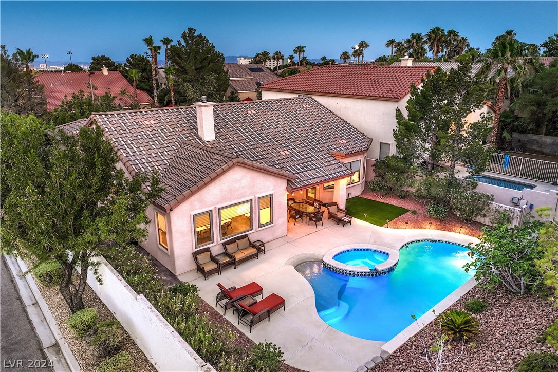 1213 Corona Valley Street