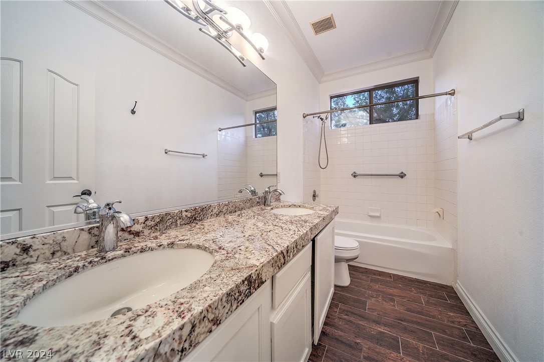 1213 Corona Valley Street