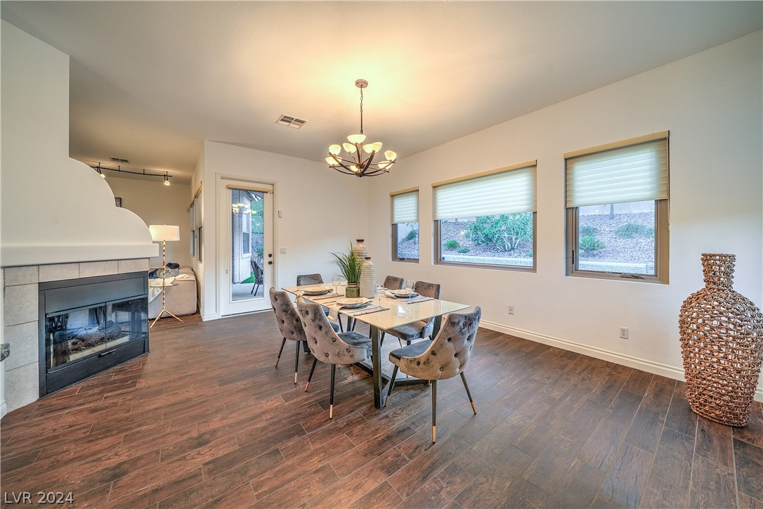 1213 Corona Valley Street