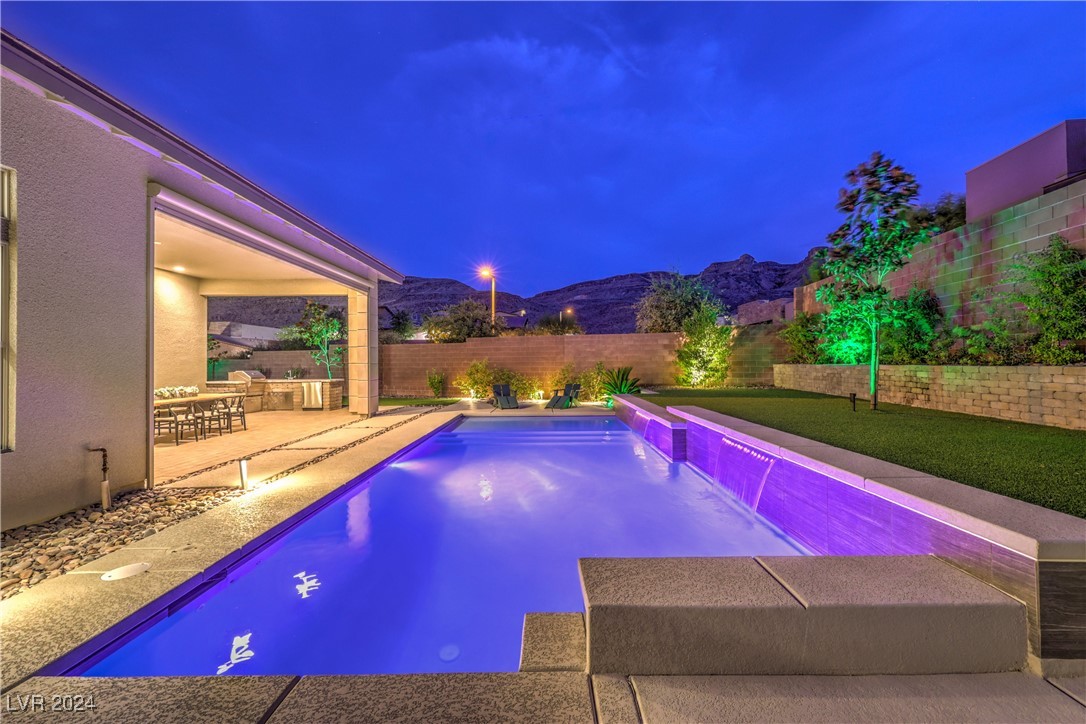 6817 Double Star Street