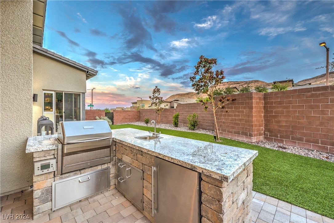 6817 Double Star Street