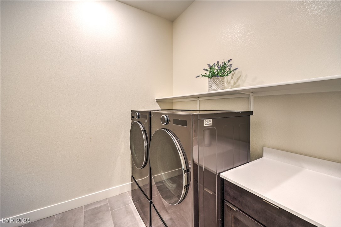 6817 Double Star Street