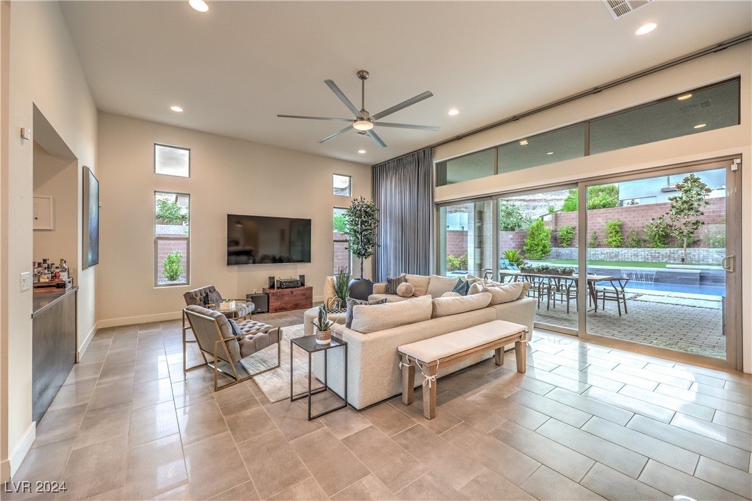 6817 Double Star Street