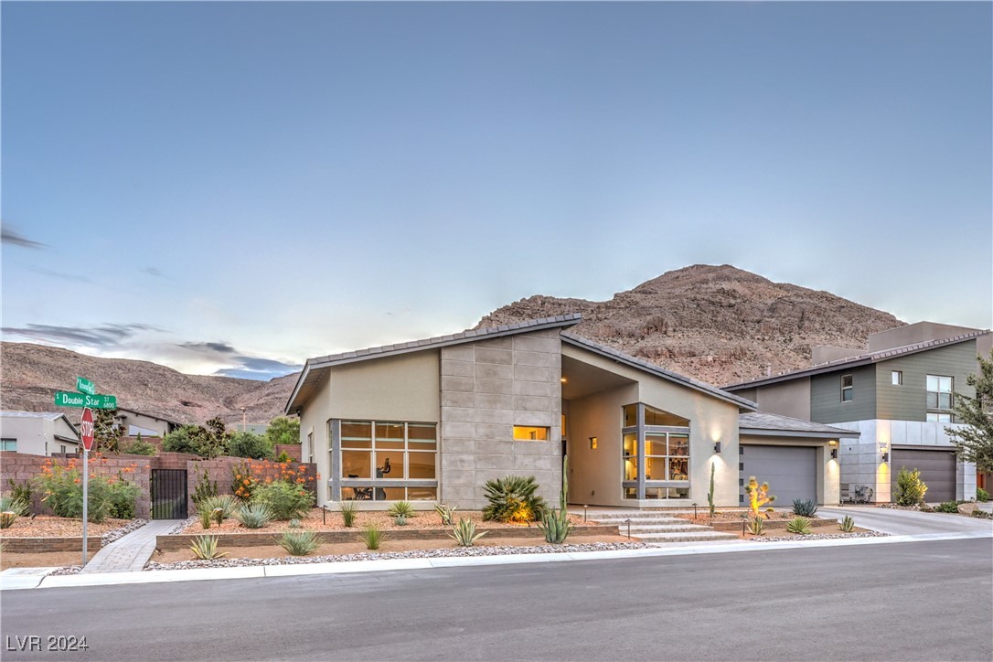 6817 Double Star Street