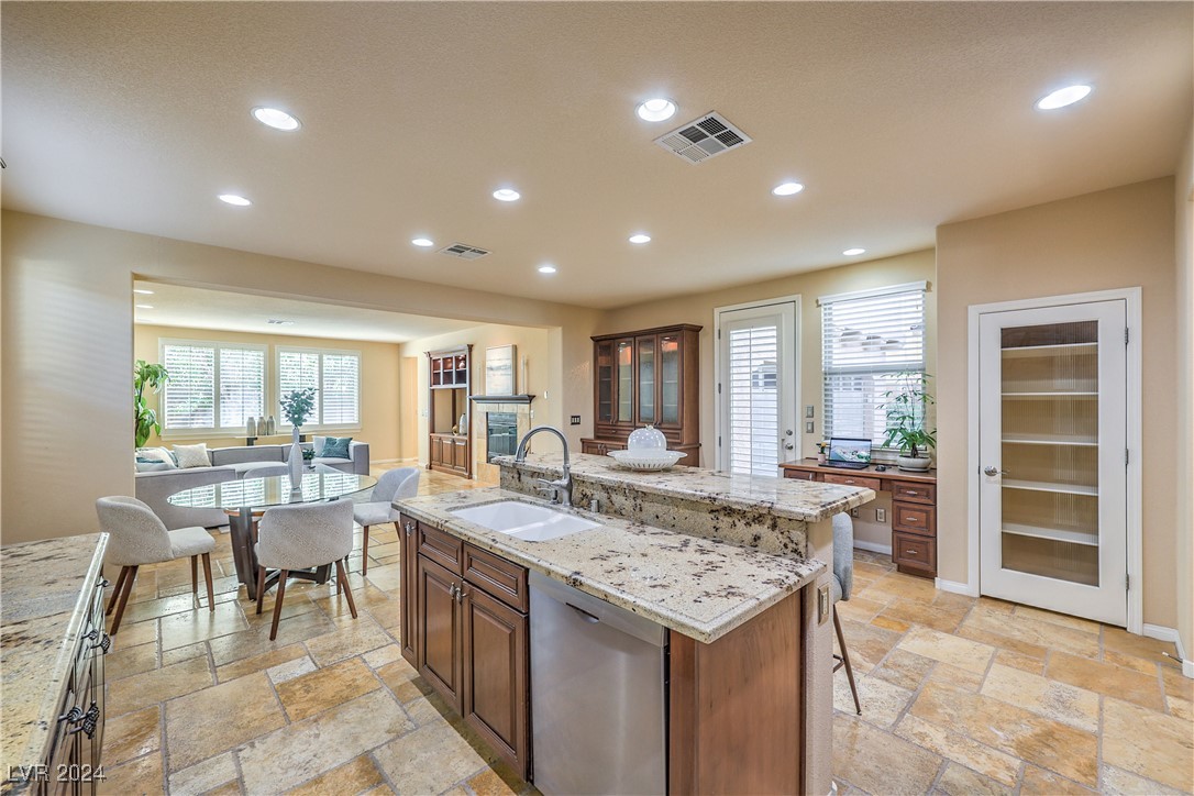 868 White Sparrow Street