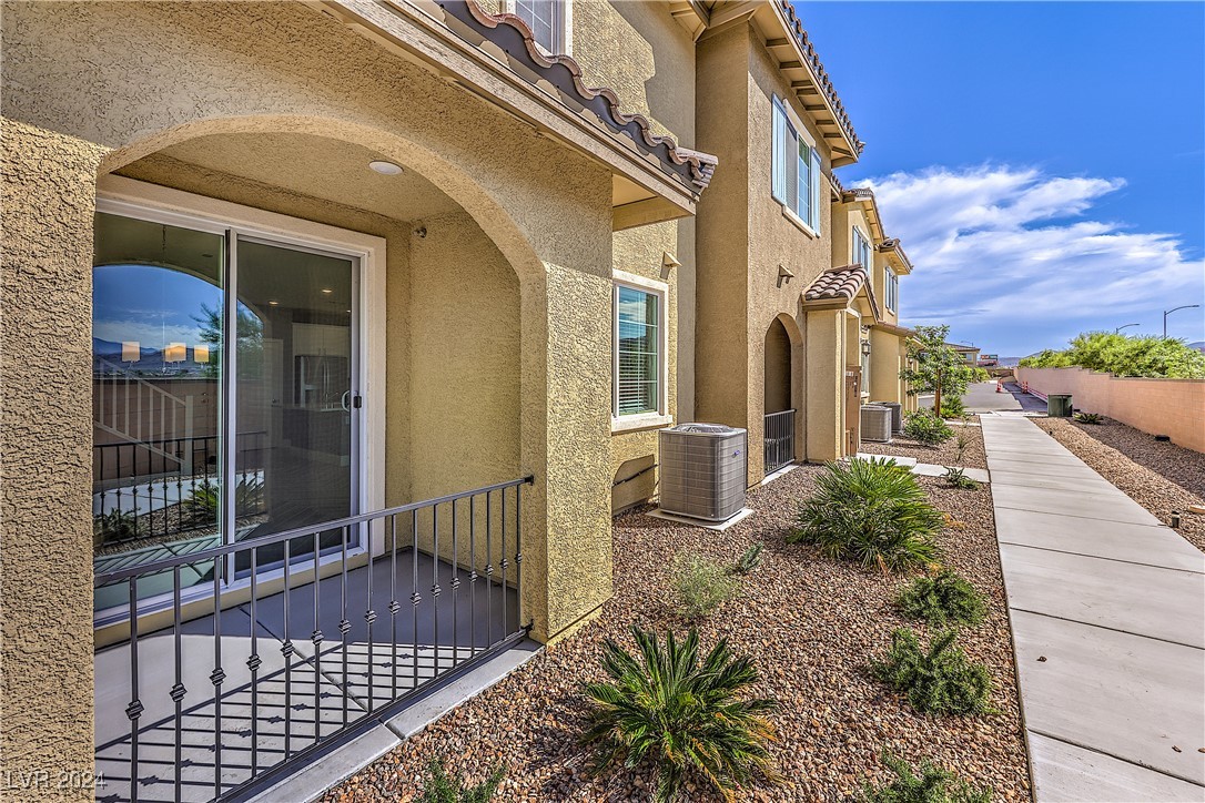 25 Barbara Lane 1
