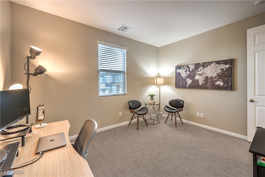 11712 Emerald Lake Avenue