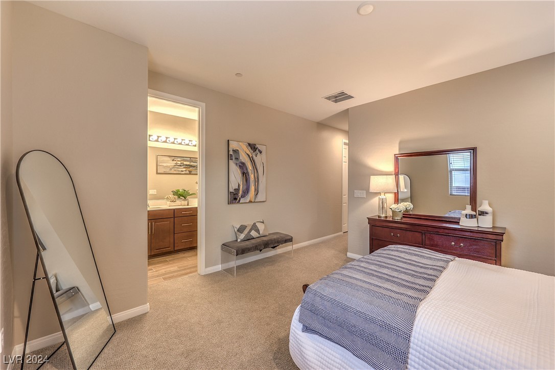 11712 Emerald Lake Avenue